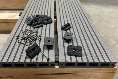WPC Clips 7,5mm für Terrassendielen – Inkl. Schrauben